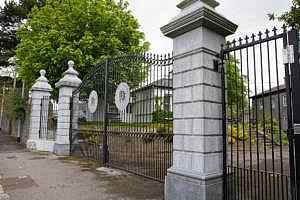 Palmerstown - Buck House Galway Road Entrance
